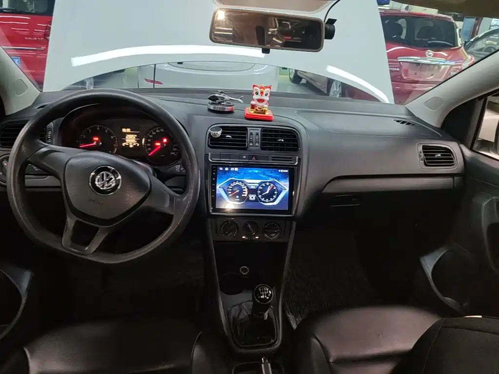 Volkswagen Polo — миниатюра 13