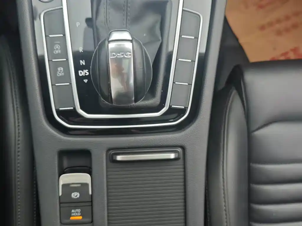 Volkswagen Magotan — миниатюра 12