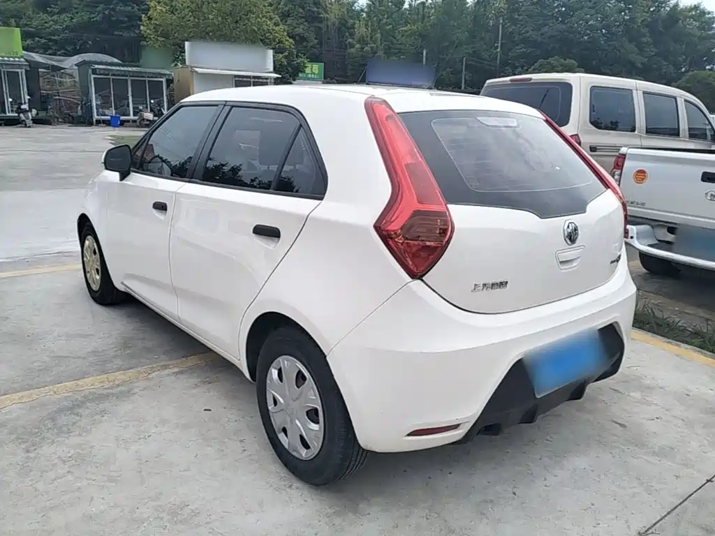 MG 3 2016 1.3L MT Comfort