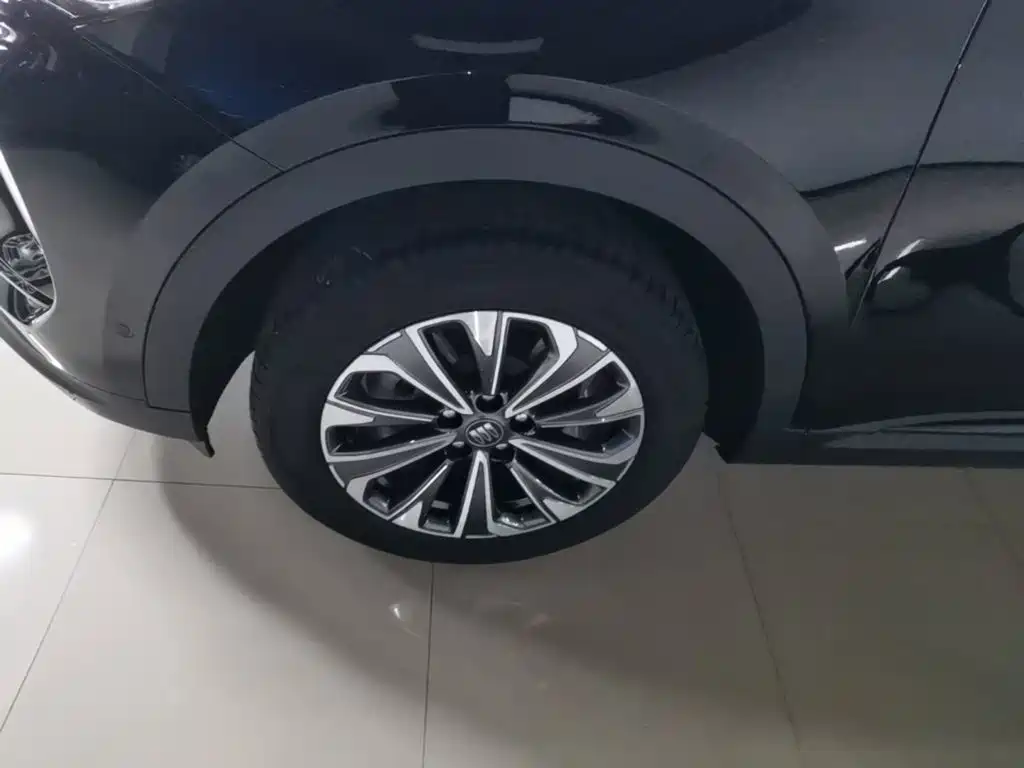 Buick Envision Plus — миниатюра 23