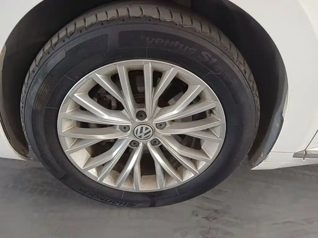 Volkswagen CC — миниатюра 23