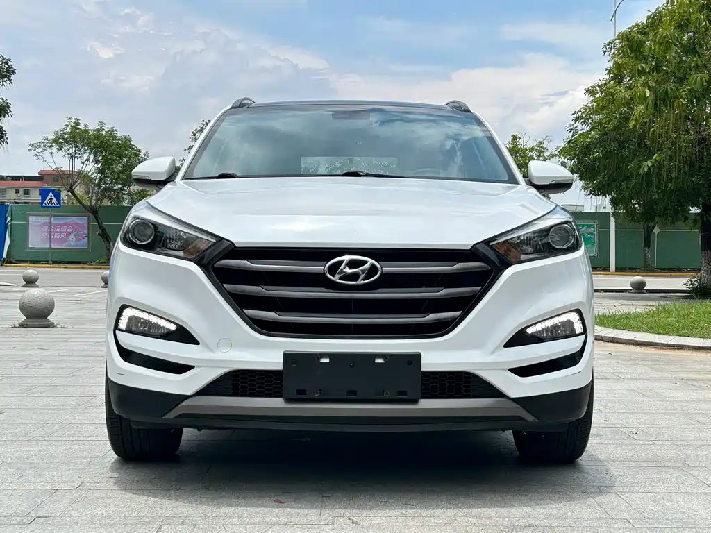 Hyundai Tucson 2015 1.6T DCT Lead