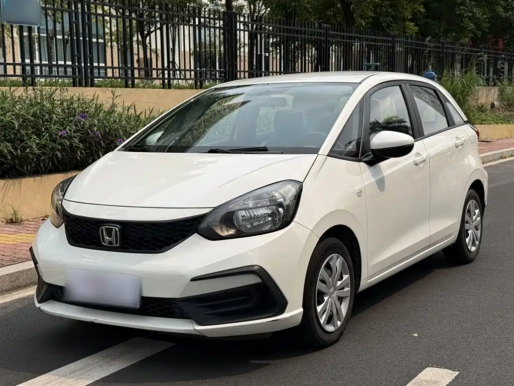 Honda Fit - фото 2