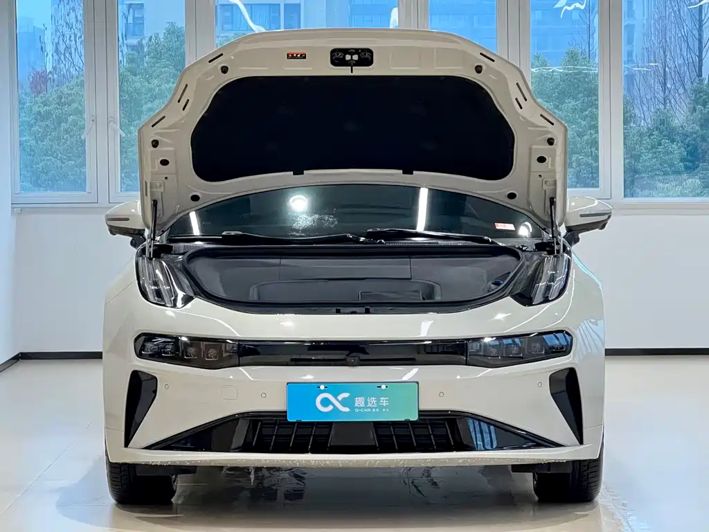 ZEEKR EXTREME KRYPTON 001