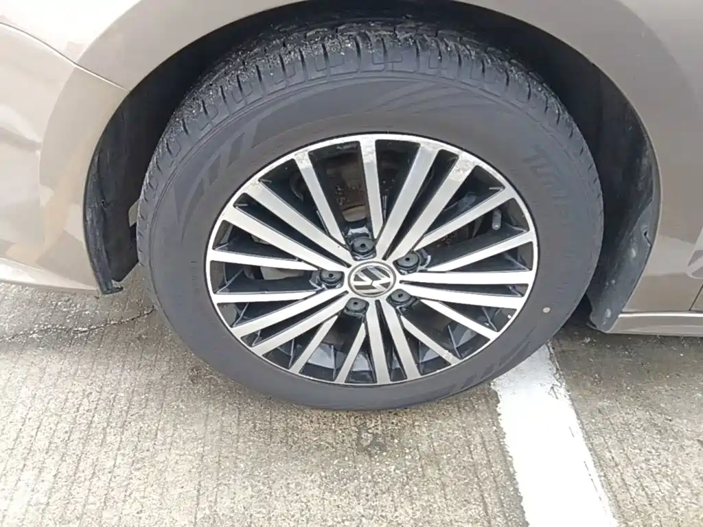 Volkswagen Sagitar — миниатюра 23