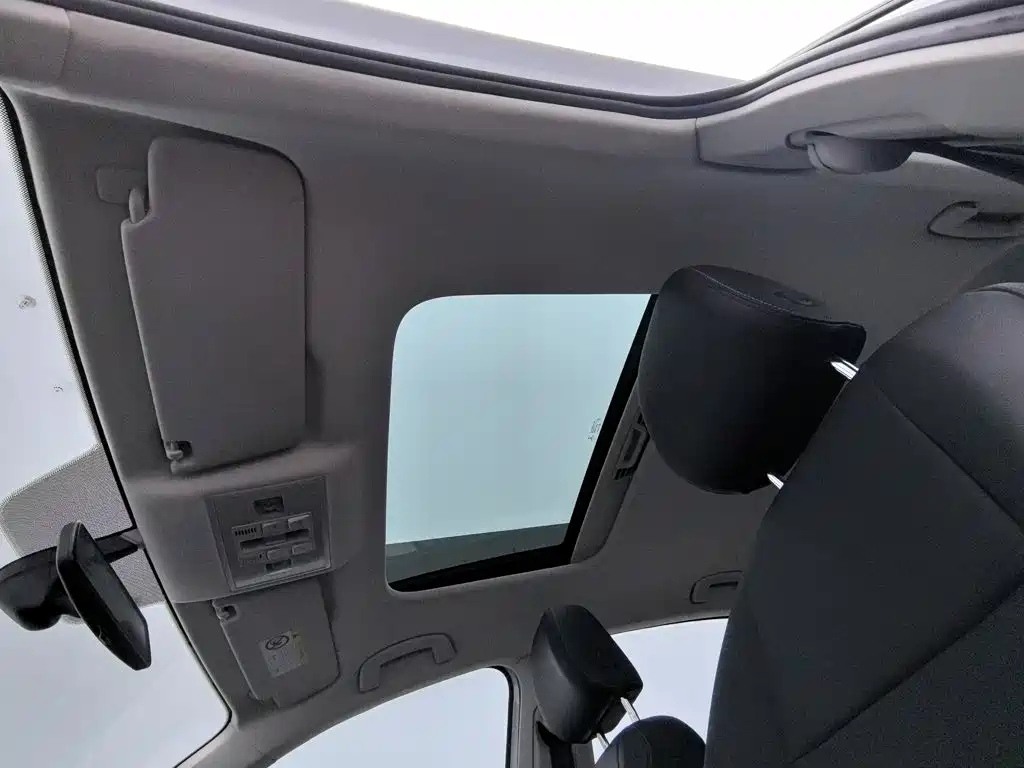 Volkswagen Lavida — миниатюра 14