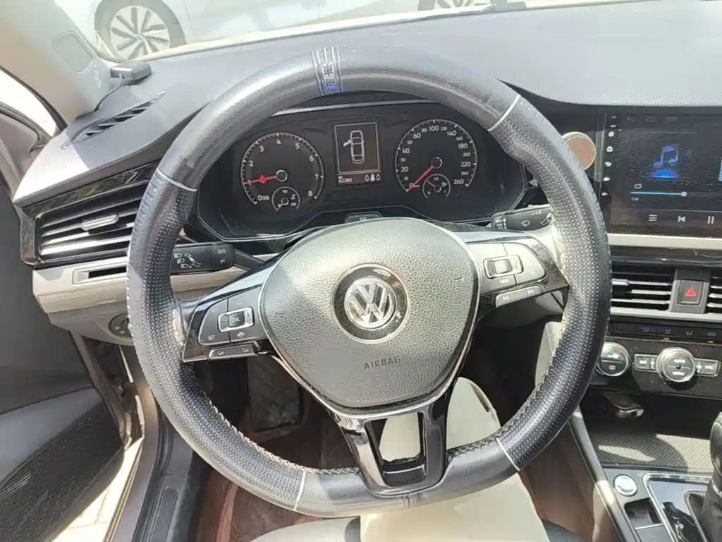 Volkswagen Bora — миниатюра 11