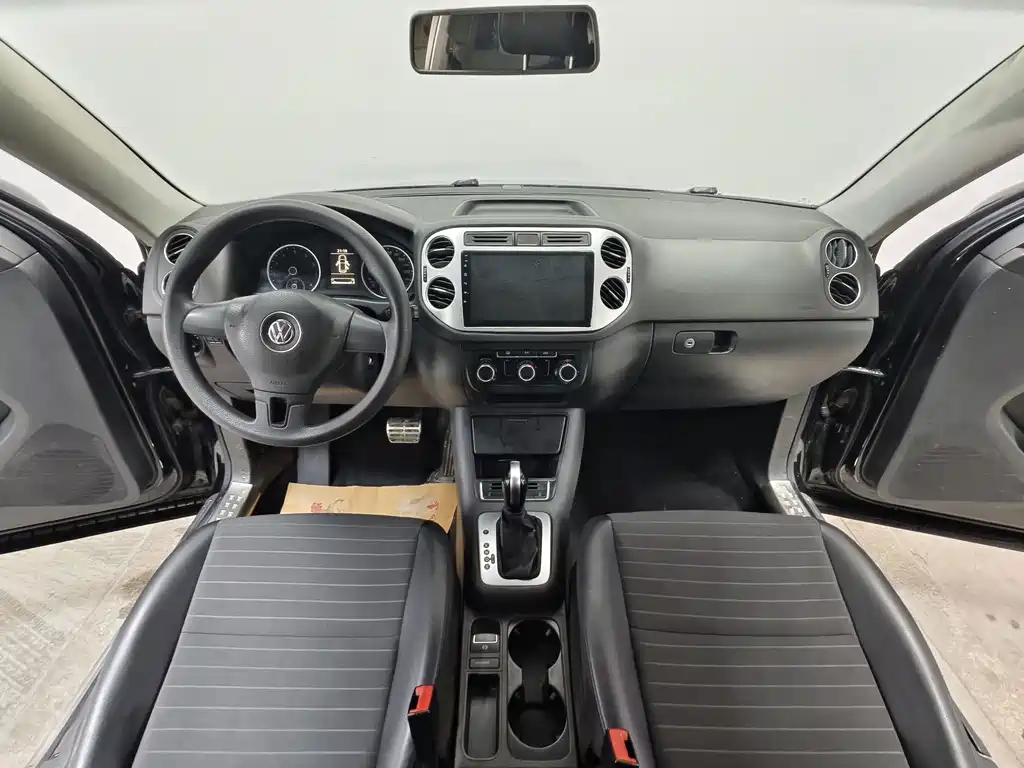 Volkswagen Tiguan — миниатюра 9