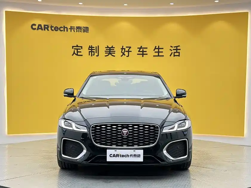 Jaguar XFL — миниатюра 3