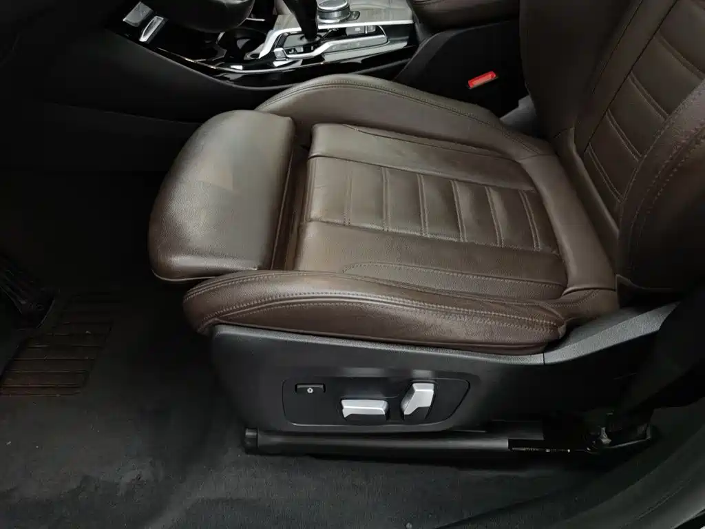 BMW X3 — миниатюра 20