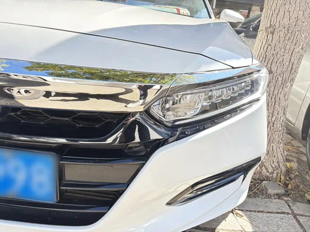 Honda Accord — миниатюра 10