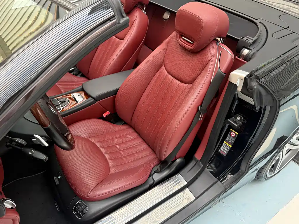 Mercedes-Benz SL-Class — миниатюра 11
