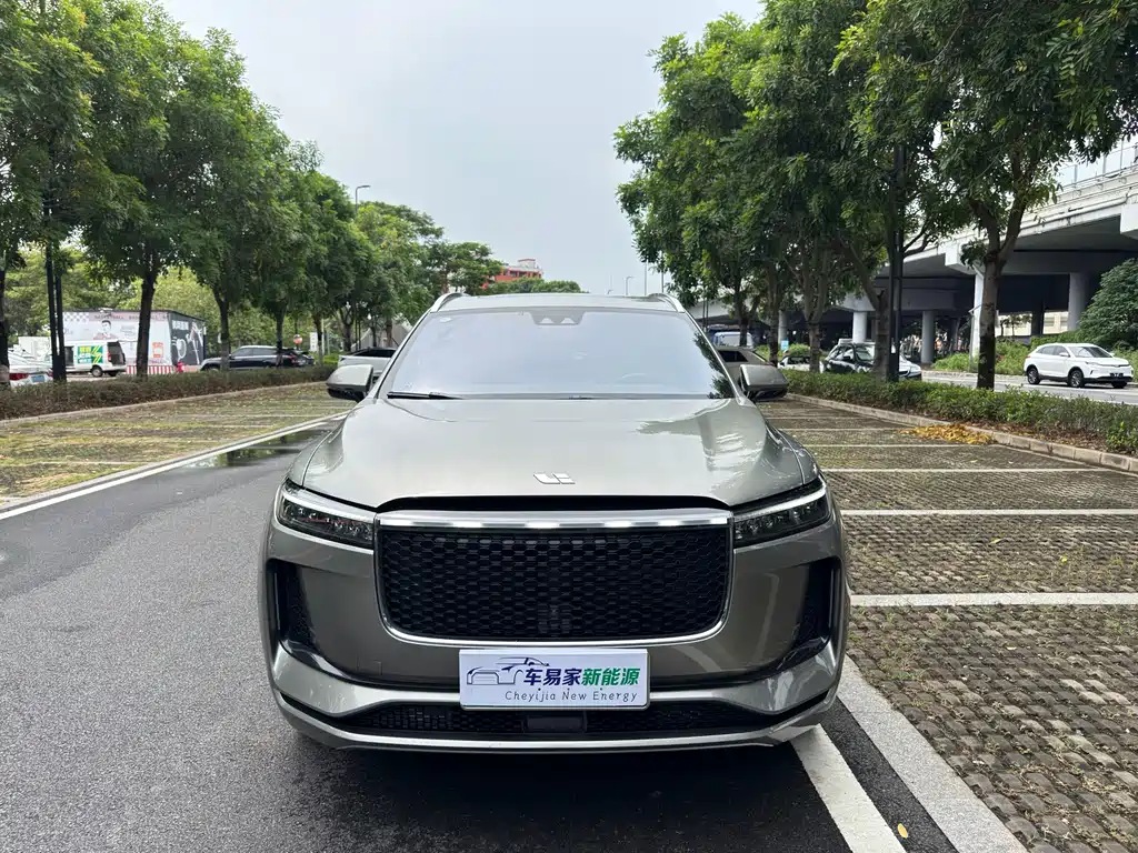 Li Auto Li ONE — миниатюра 2