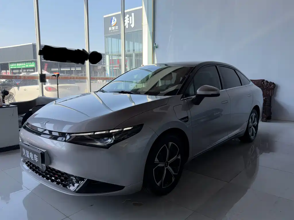 XPeng P5 — миниатюра 3