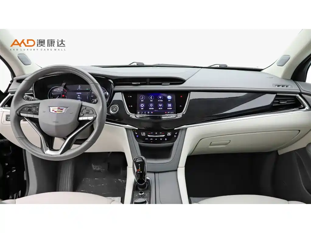 CADILLAC XT6