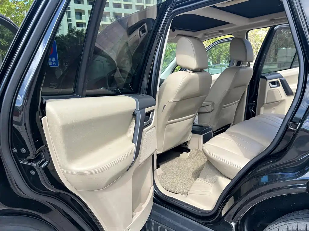 Land Rover Freelander 2 — миниатюра 8