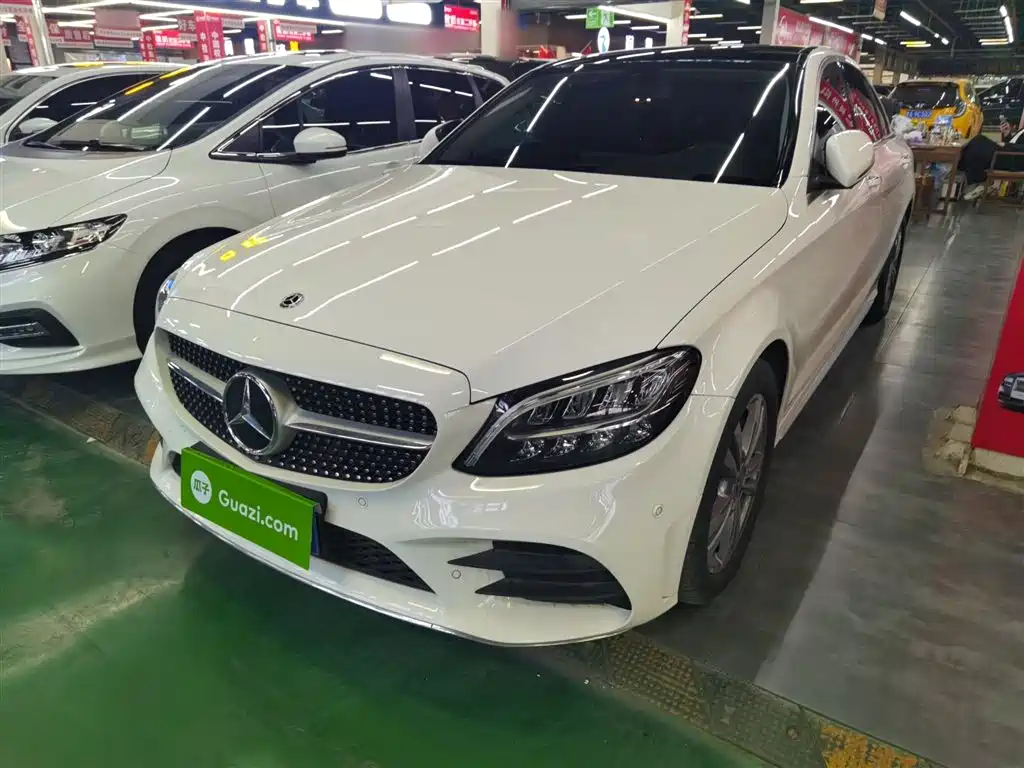 Mercedes-Benz C-Class 2021