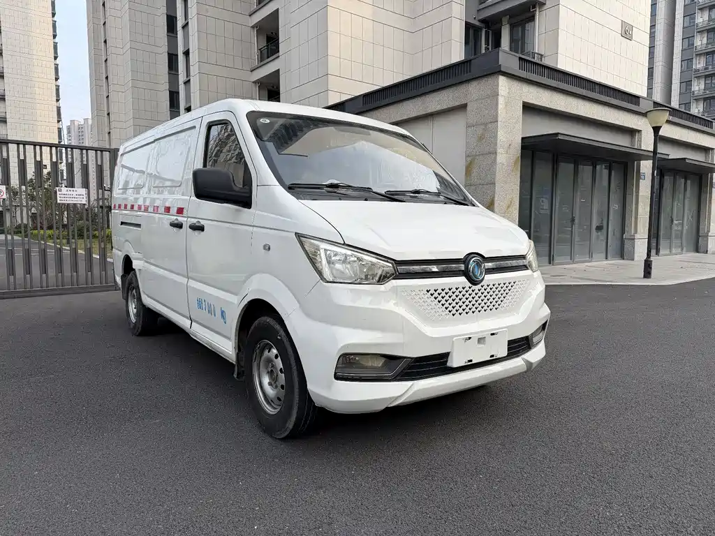 Dongfeng EM26 2023 Standard 41.472kWh