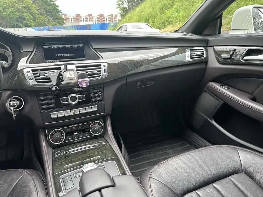 Mercedes-Benz CLS 2012 CLS 300 CGI