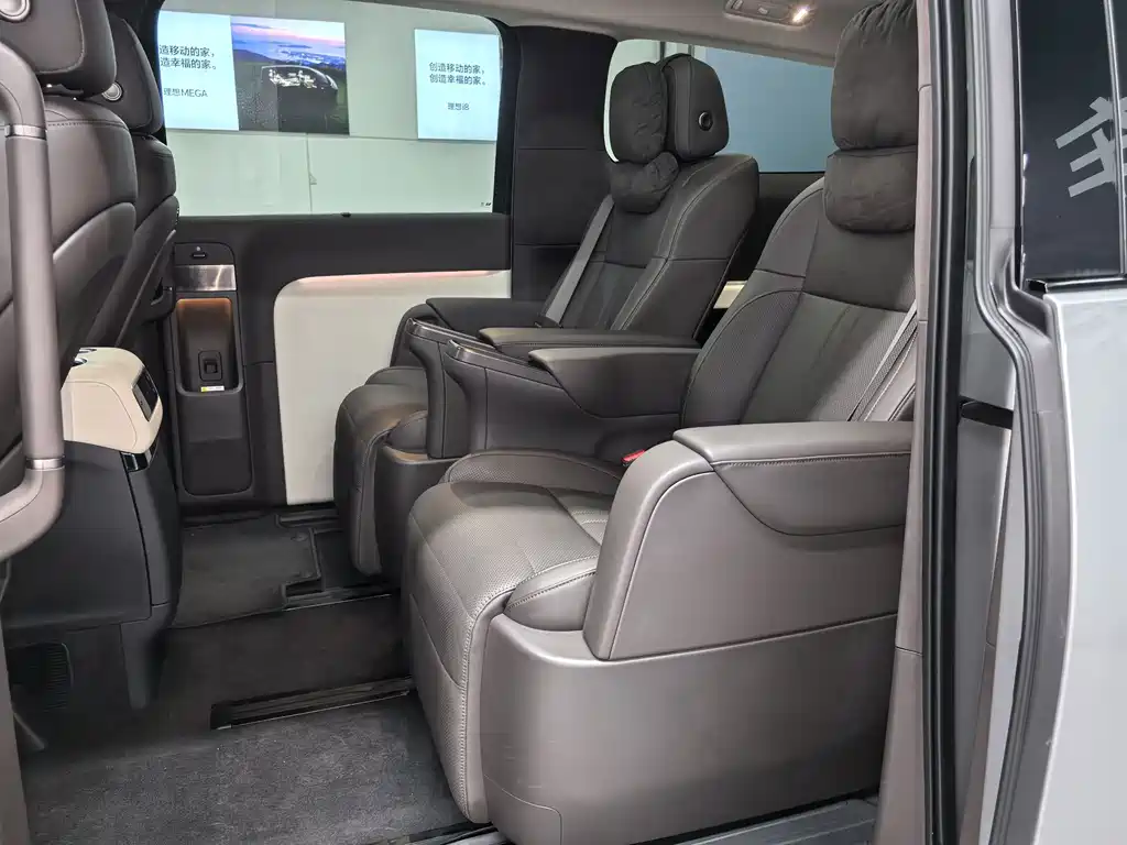 Li Auto Li MEGA — миниатюра 8