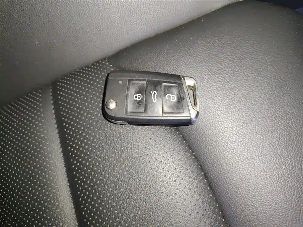 Volkswagen Tharu - фото 9