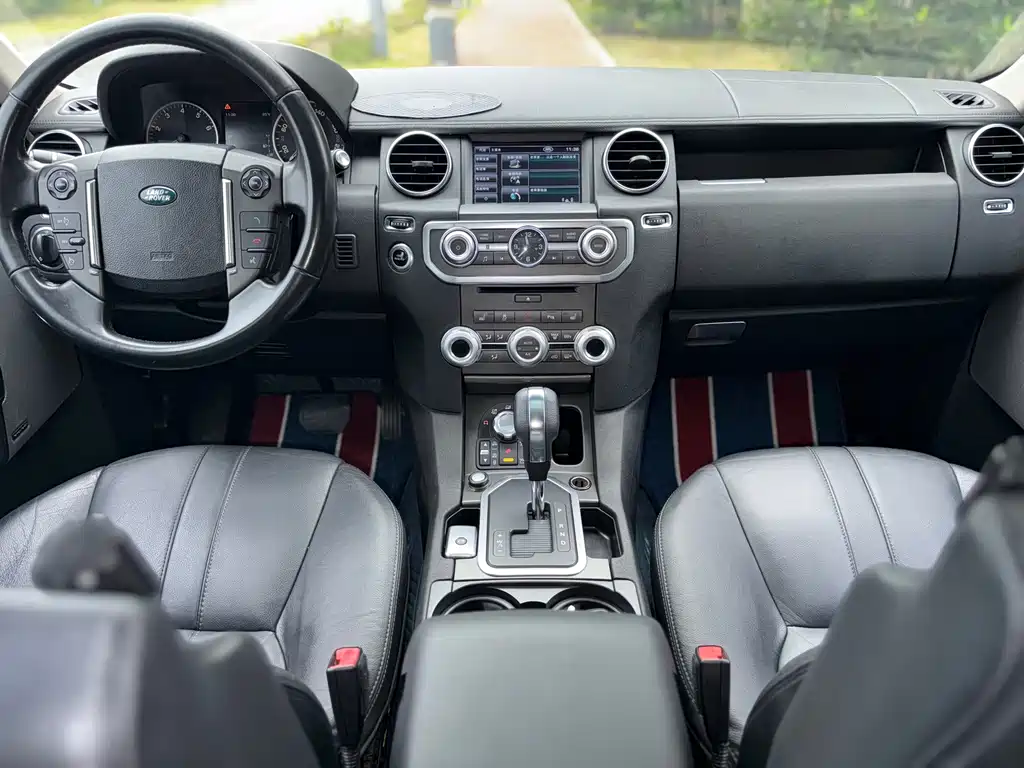 Land Rover Discovery — миниатюра 7