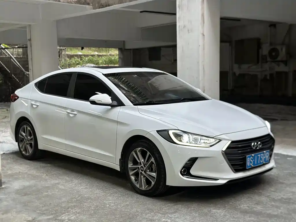 Hyundai Elantra