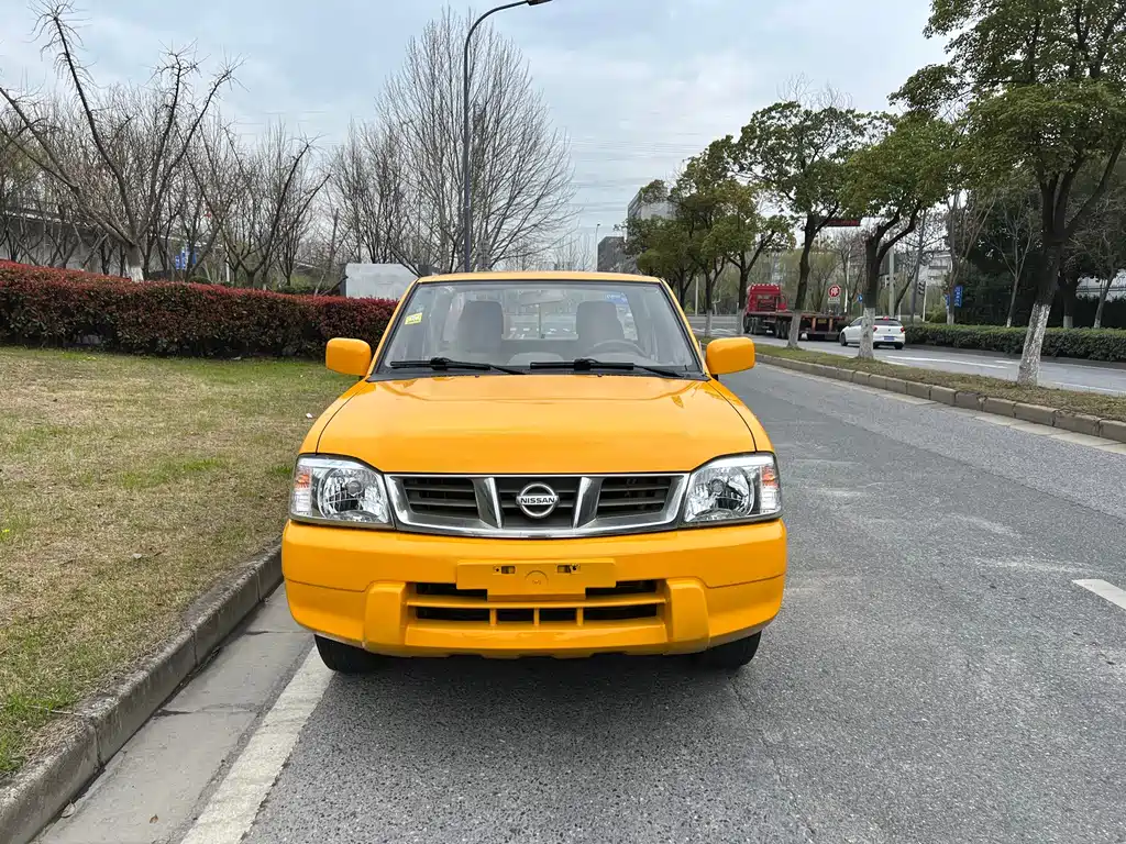 Nissan D22 — миниатюра 2