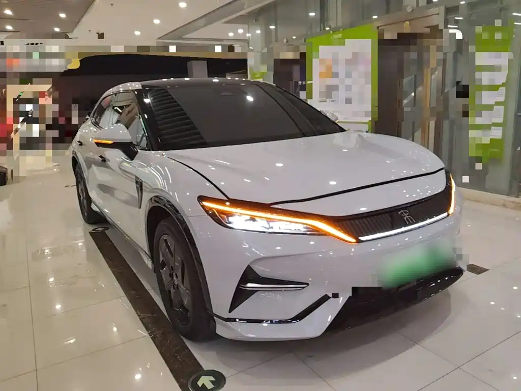 BYD L EV — миниатюра 4
