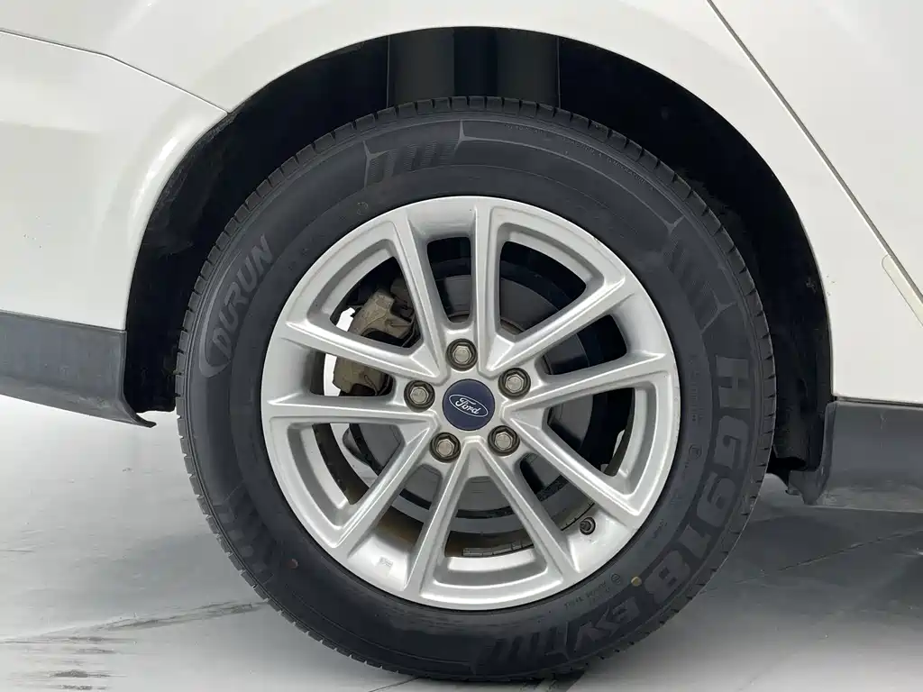 Ford Focus — миниатюра 13