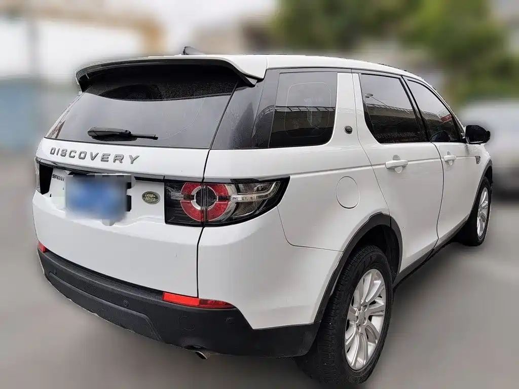 Land Rover Discovery Sport — миниатюра 4