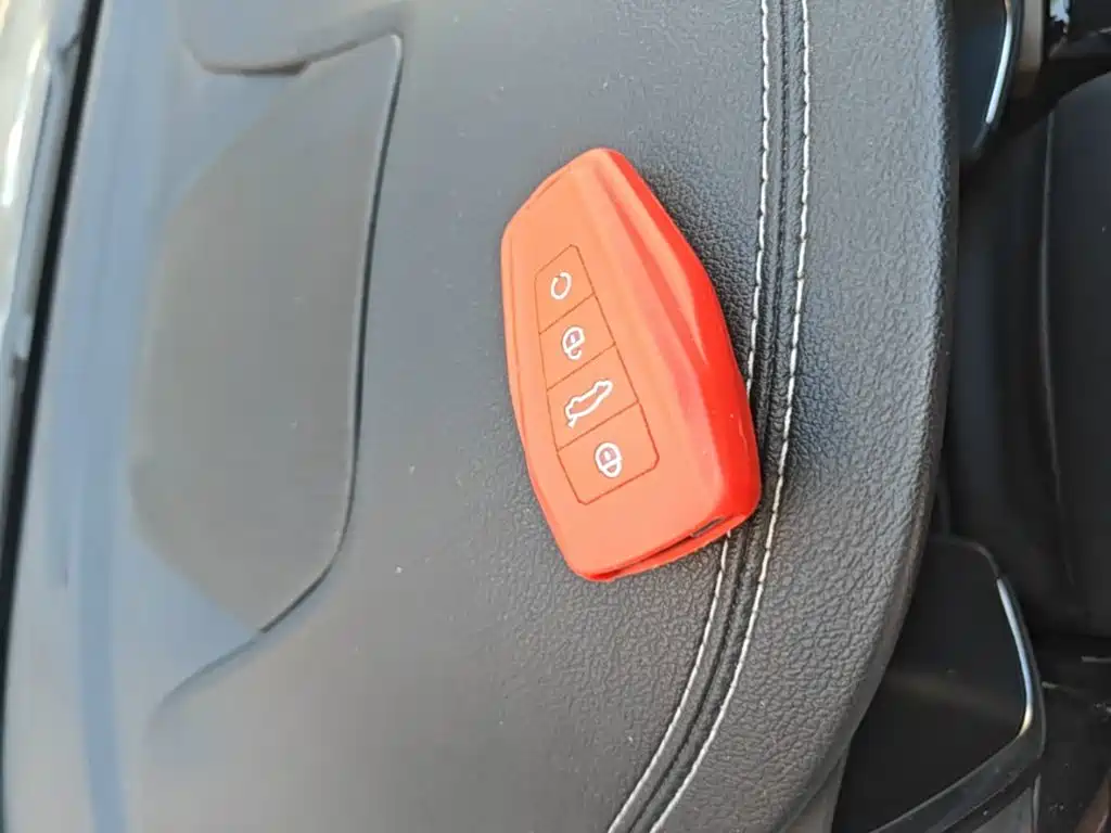 Geely Jia Ji New Energy — миниатюра 9