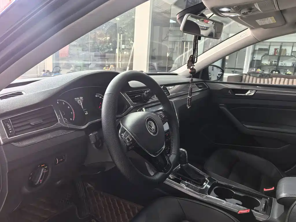 Volkswagen Passat — миниатюра 5