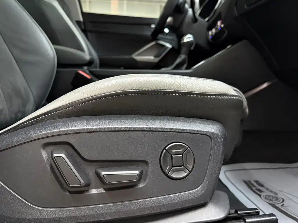 Audi Q3 — миниатюра 20