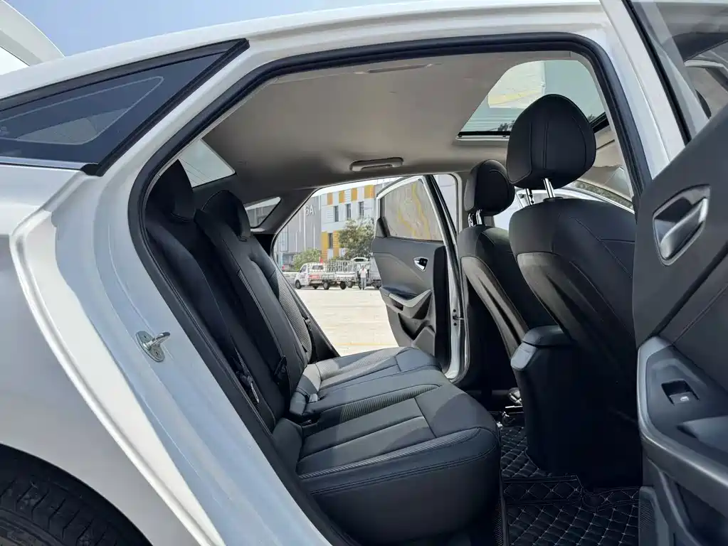 Hyundai Fista — миниатюра 21