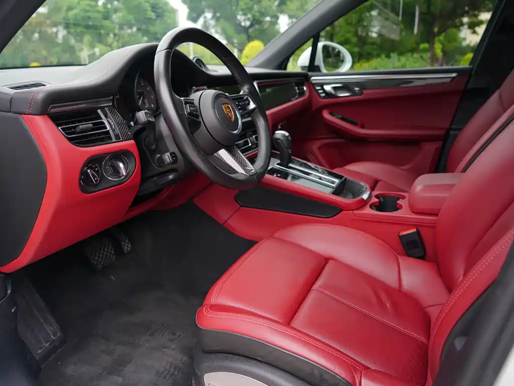 Porsche Macan — миниатюра 5