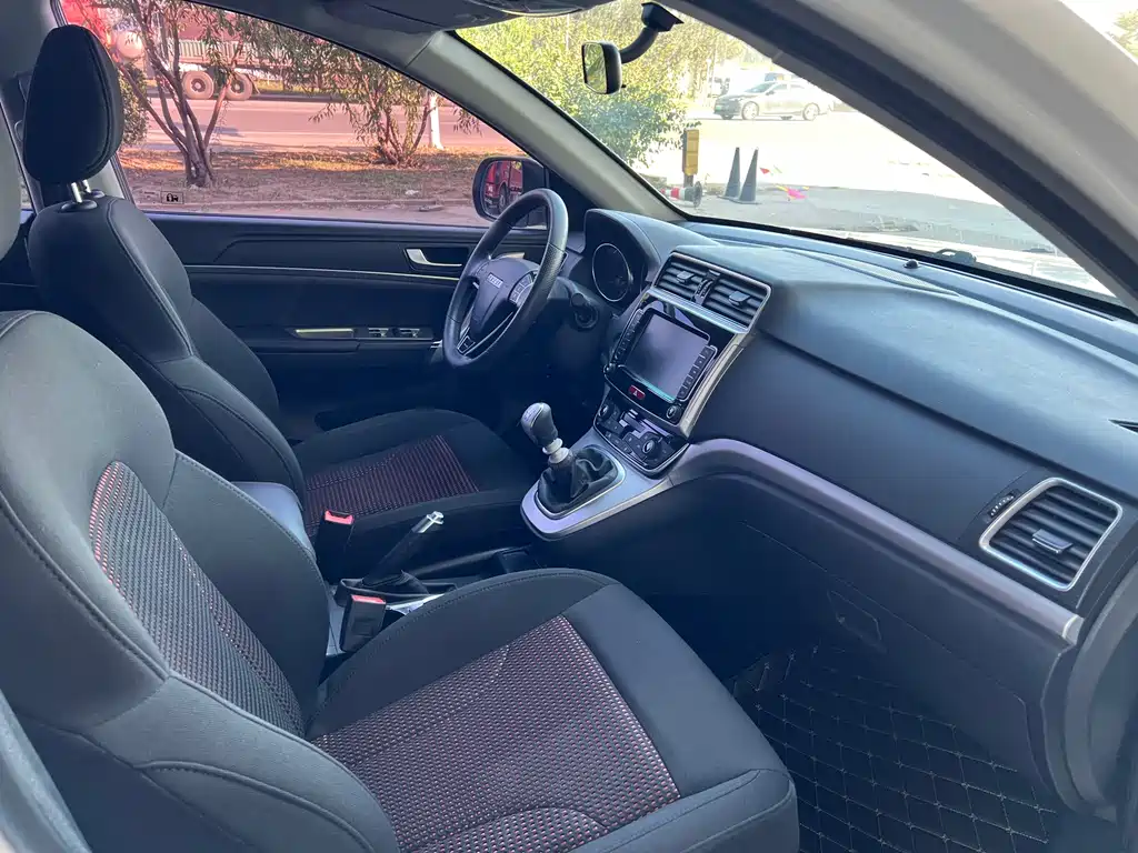 Haval M6 — миниатюра 10
