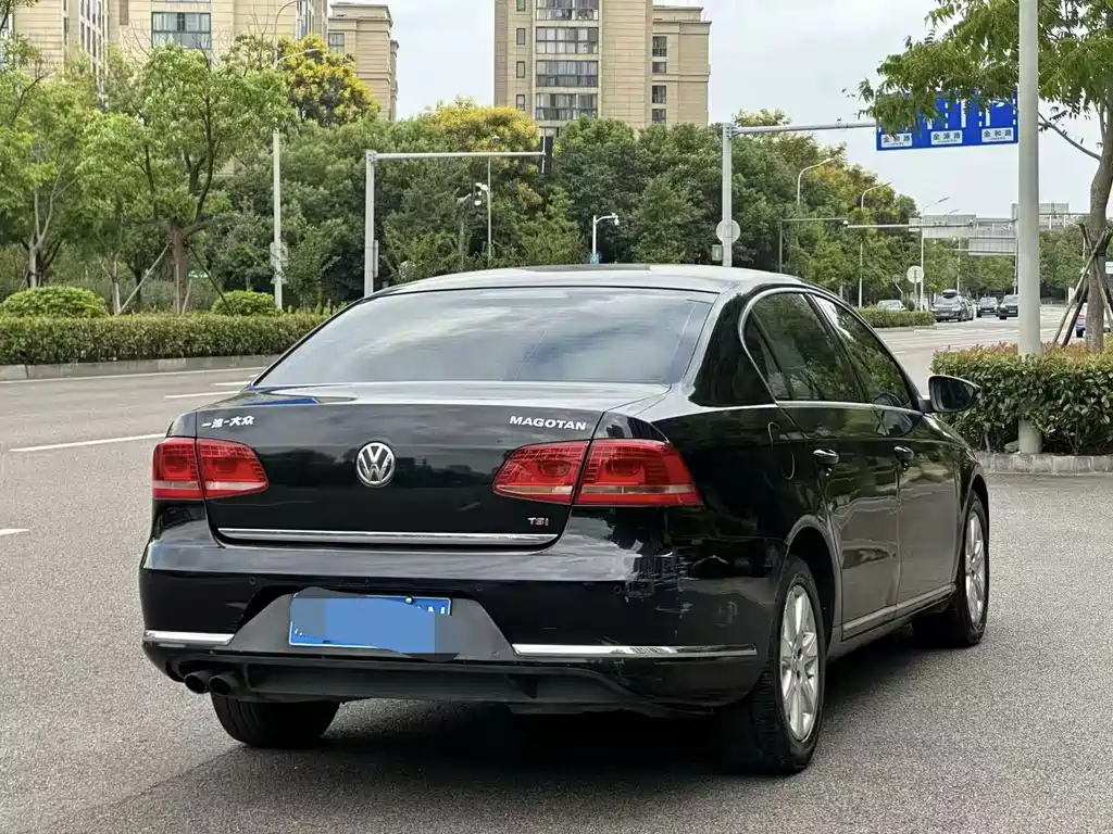 Volkswagen Magotan — миниатюра 4