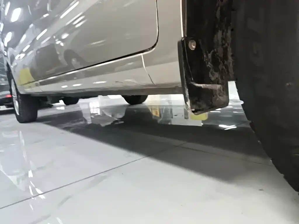 Wuling Hongguang V — миниатюра 21