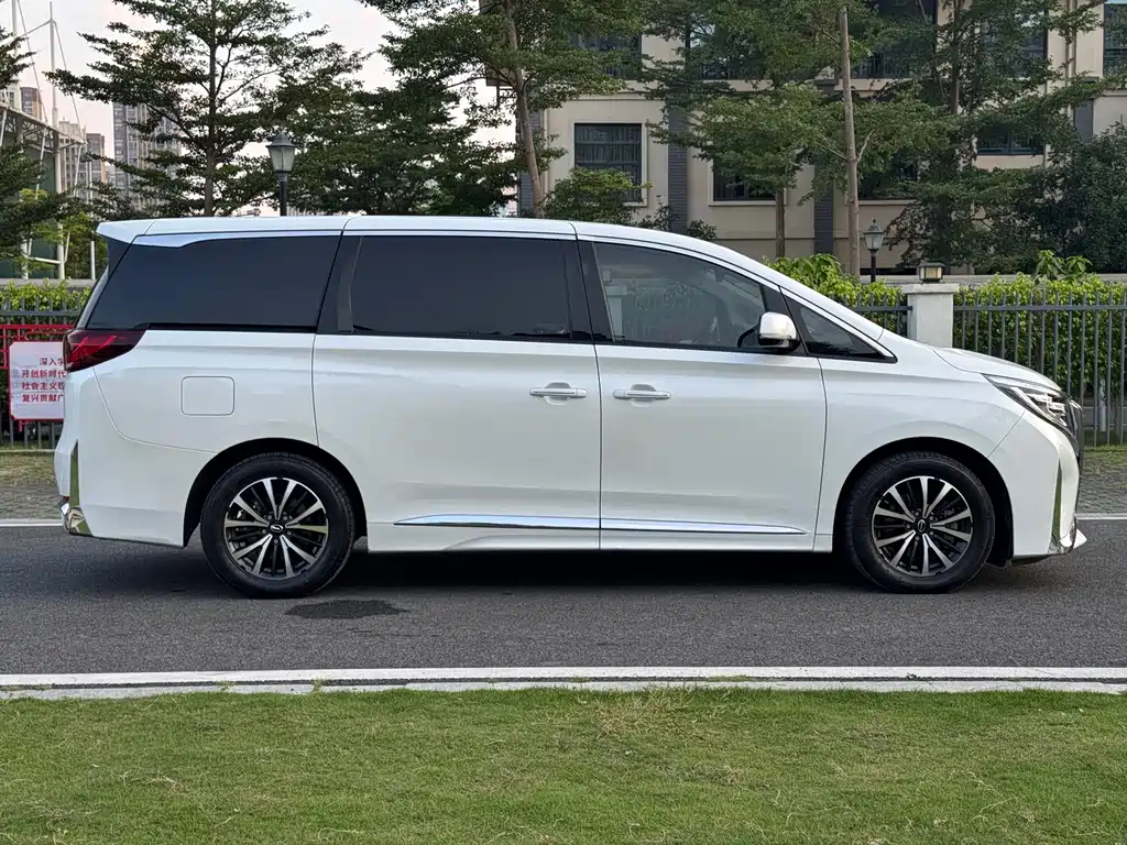 GAC Motor Trumpchi M8 — миниатюра 4