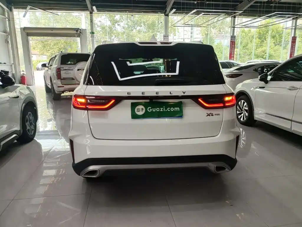 Geely Vision X6 — миниатюра 6
