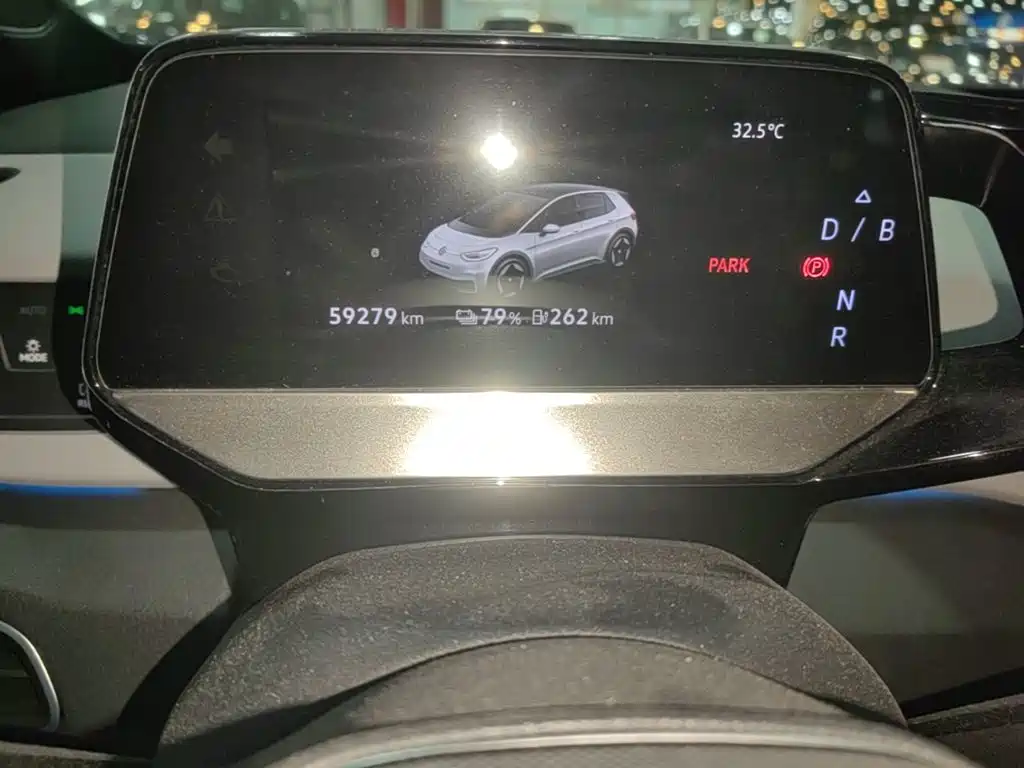 Volkswagen ID.3 — миниатюра 12