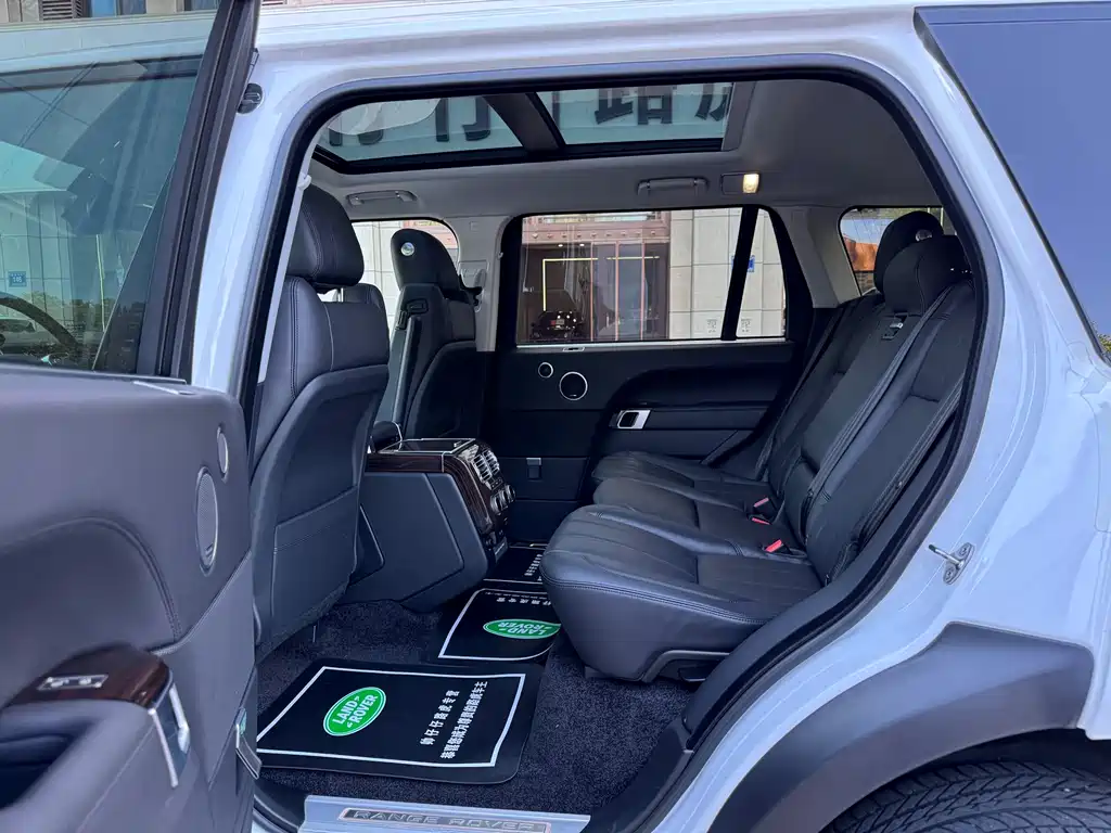 Land Rover Range Rover 2016 3.0 SC V6 Vogue Long Wheelbase