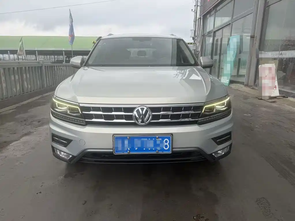 Volkswagen Tiguan L — миниатюра 7