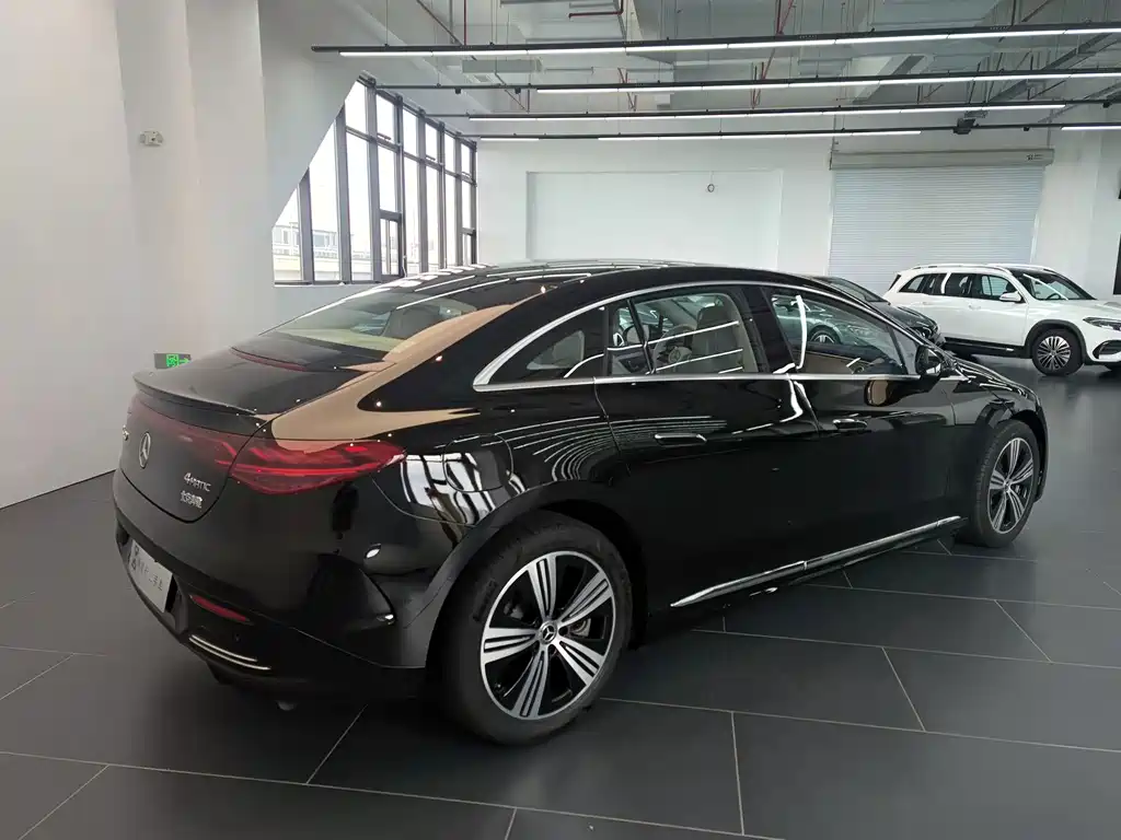 Mercedes-Benz EQE — миниатюра 4