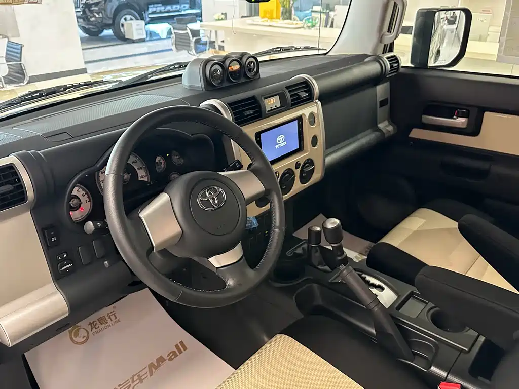Toyota FJ Cruiser FJ 2023 4.0L AT