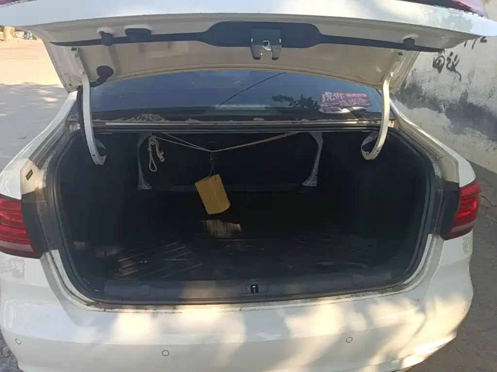 Volkswagen Lavida — миниатюра 19