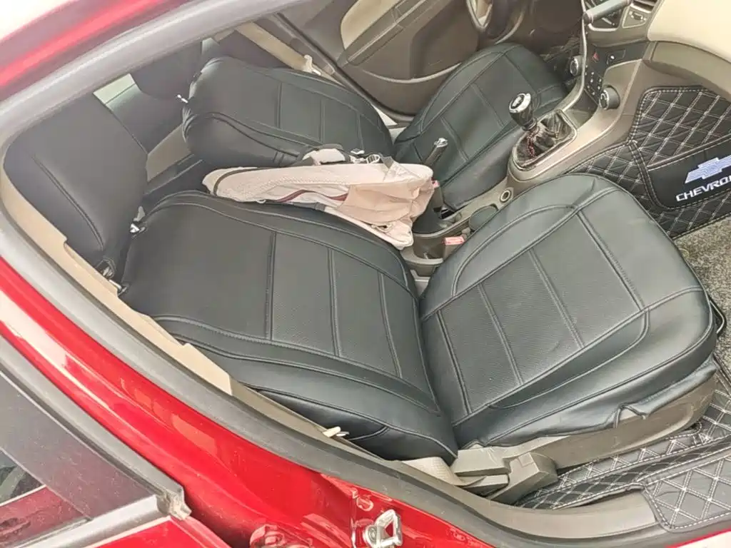 Chevrolet Cruze — миниатюра 25
