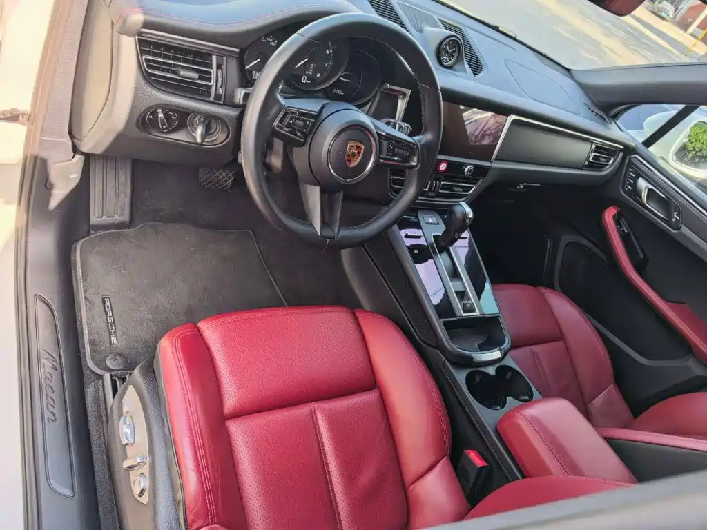 Porsche Macan — миниатюра 6