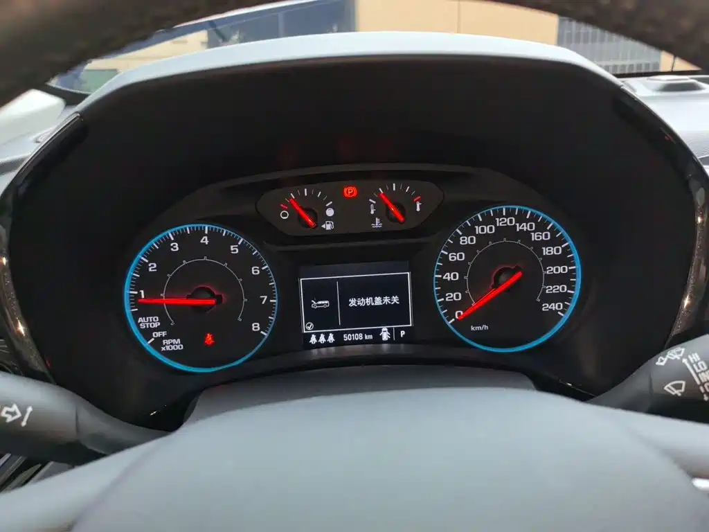 Chevrolet Equinox — миниатюра 12